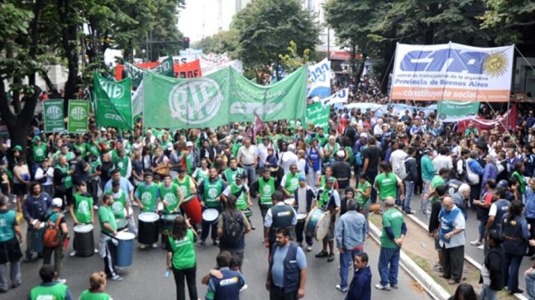 Estatales solicitan la reapertura inmediata de la paritaria tras la devaluación
