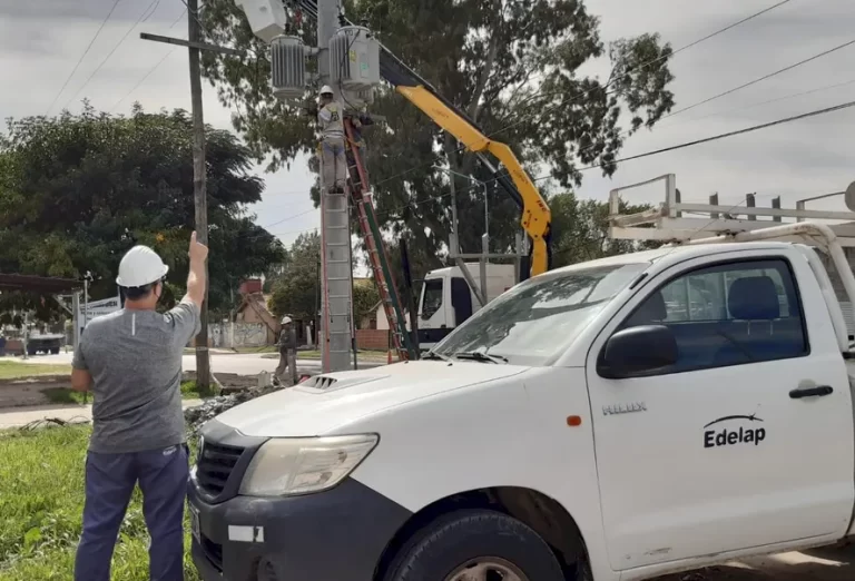 EDELAP logró restablecer la luz al 80 por ciento de los usuarios afectados por la tormenta