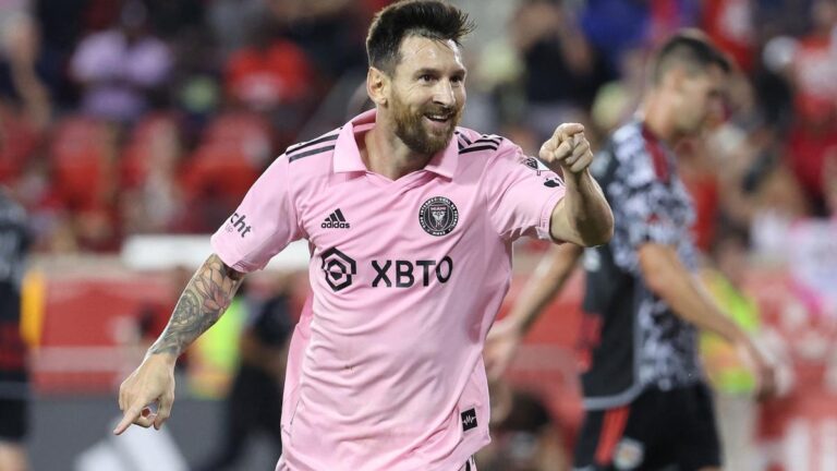 Messi, el único argentino en el equipo ideal de la Federación de Estadística de Fútbol