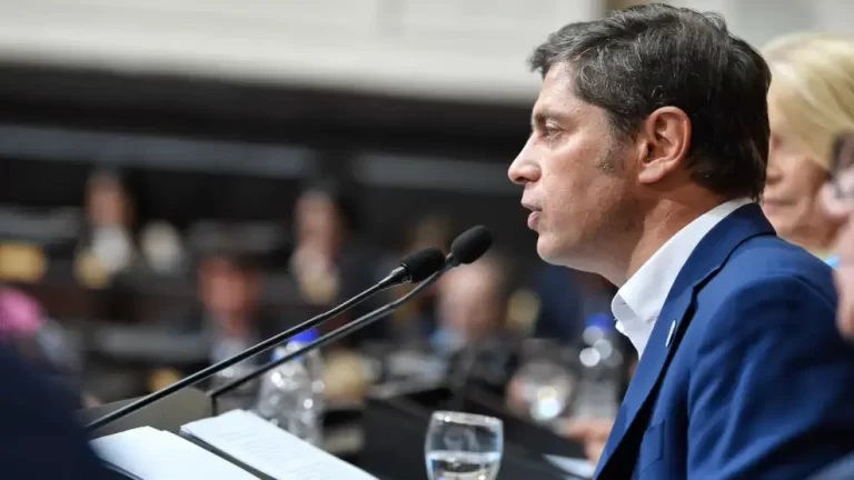 Axel Kicillof abrió sesiones ordinarias planteandose como el opuesto a Javier Milei