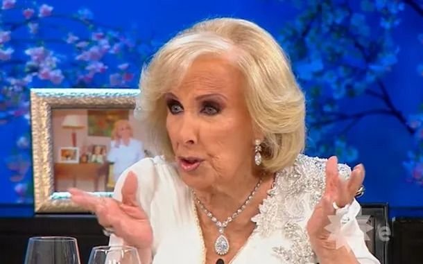 Mirtha volvió a criticar al gobierno nacional