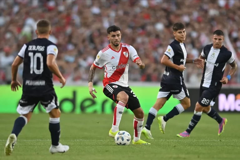 River Plate derrotó 3-1 a Gimnasia y se adueñó de la cima de la Zona A de la Copa de la Liga
