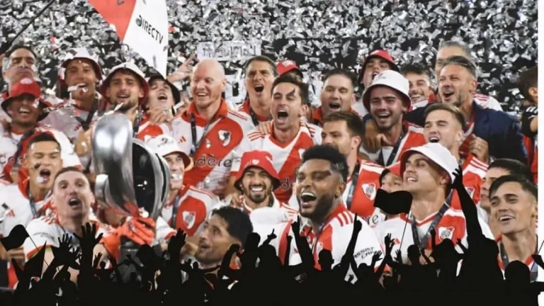 River Plate le ganó 2-1 a Estudiantes de La Plata en Córdoba y se consagró campeón de la Supercopa Argentina