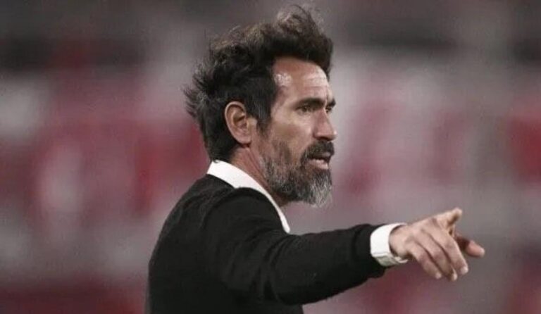 Eduardo Domínguez contra la programación de Estudiantes vs. Boca