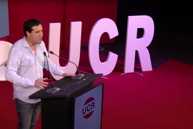 Maximiliano Abad busca retomar el protagonismo en la UCR