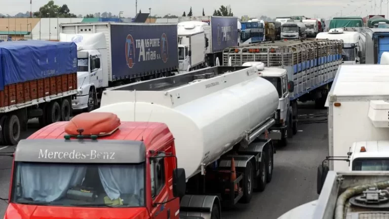 Paro nacional de transporte por 24 horas el próximo 30 de octubre