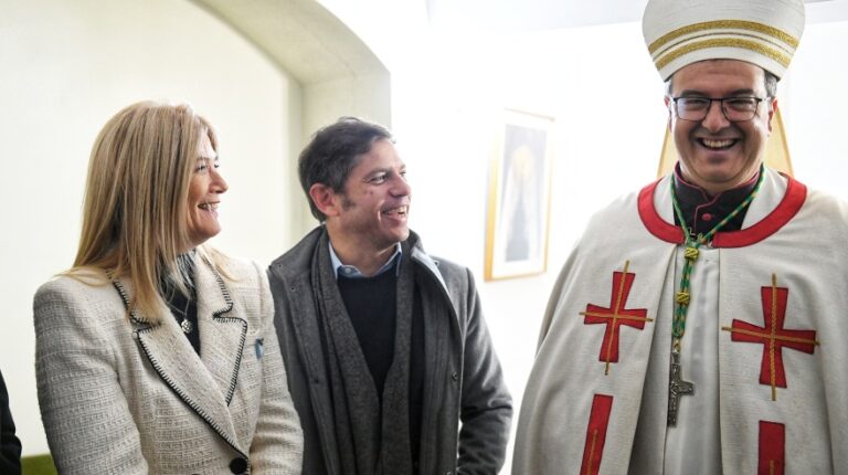 Kicillof participó del Tedeum por el 25 de mayo