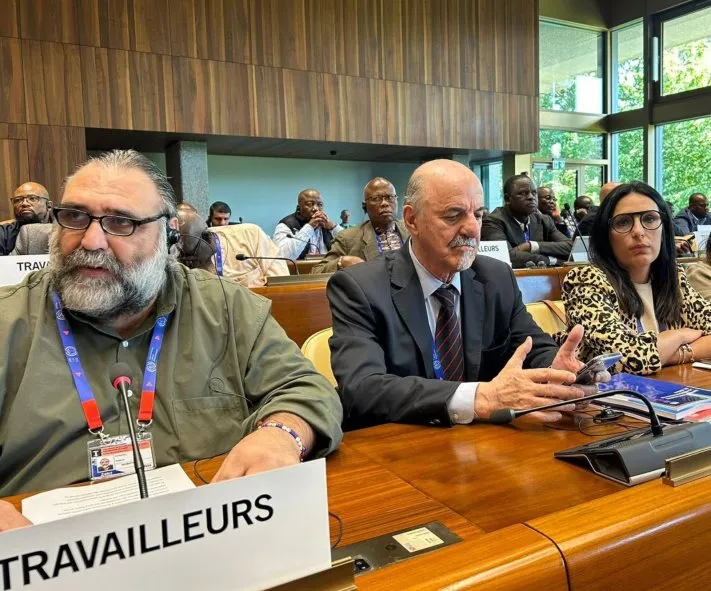 Baradel denunció ante la OIT los despidos del sector público y la eliminación del FONID