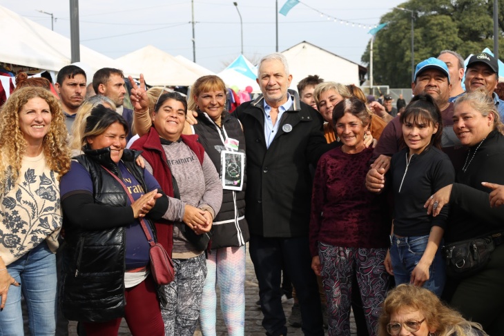 Nuevo paseo de compras compuesto por ex vendedores ambulantes