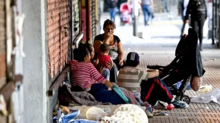 Casi 25 millones de personas son pobres en Argentina