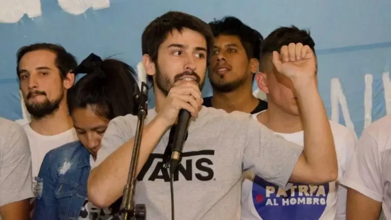 Un funcionario de Almirante Brown fue asesinado por un amigo esquizofrénico