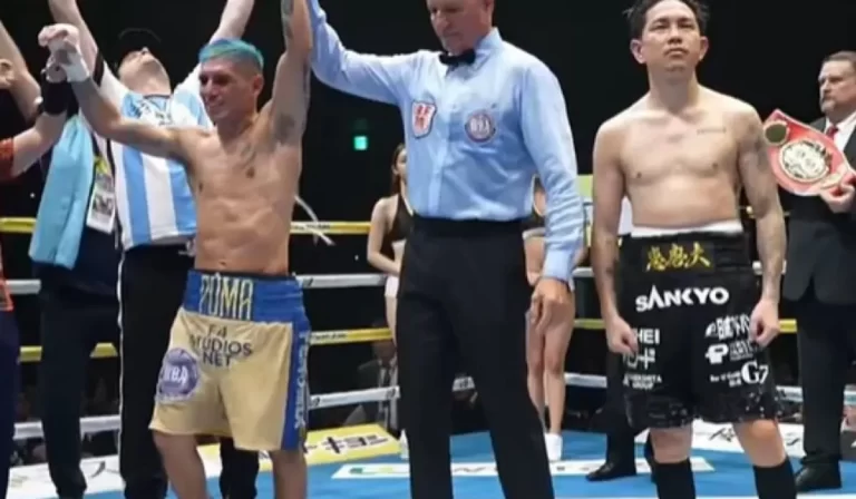 El Pumita Martínez hizo historia y es campeón mundial unificado