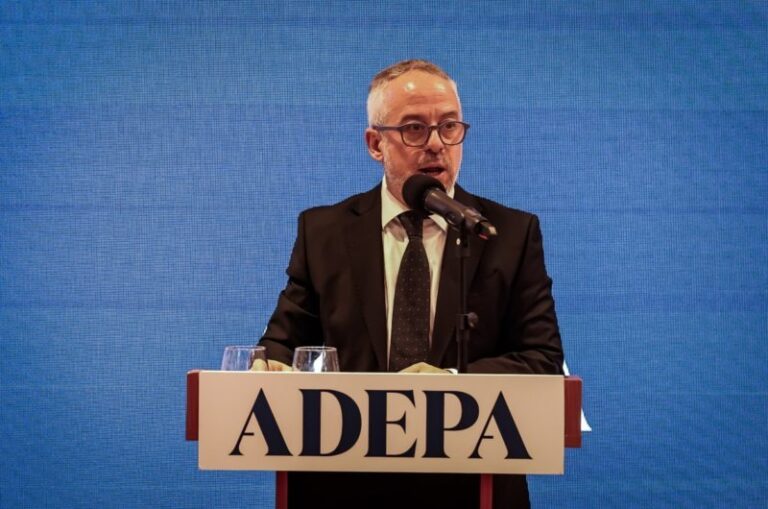 Martín Etchevers, de ADEPA: «Adepa apunta a reivindicar los principios de libertad de expresión»