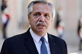 Alberto Fernández renunció a la presidencia del PJ