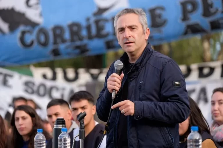 Larroque inauguró una nueva sede peronista