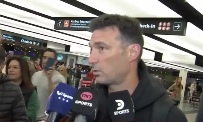 Lionel Scaloni llegó al país y dijo que podría haber un nuevo convocado en la Selección