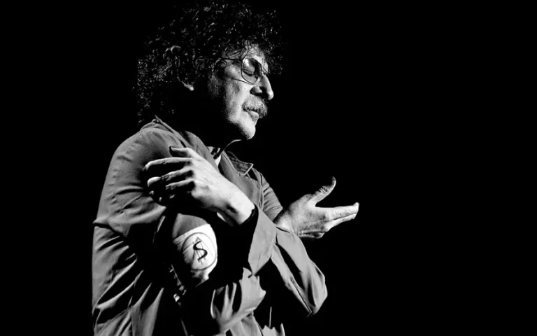 Llega a San Martín una gran muestra sobre Charly García