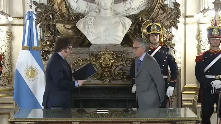 Mario Lugones asumió como ministro de Salud