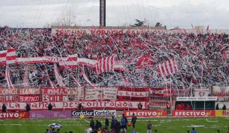 Violencia entre los hinchas de Los Andes