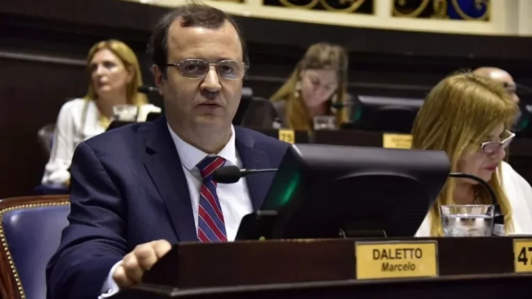 Proponen eximir de ingresos brutos transacciones menores a un salario mínimo, vital y móvil