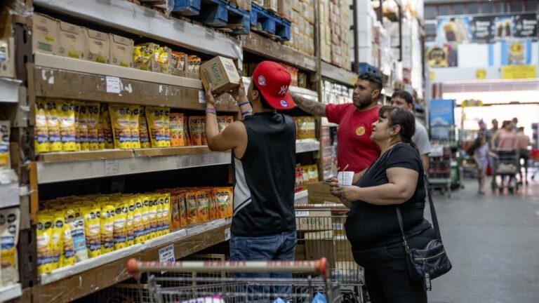 La inflación muestra un repunte en noviembre y complica las metas del Gobierno