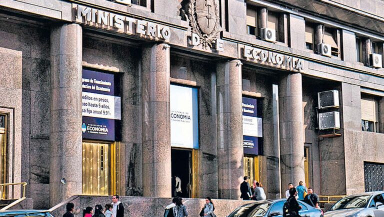 ¿Cuánto creció la deuda del Gobierno en octubre?