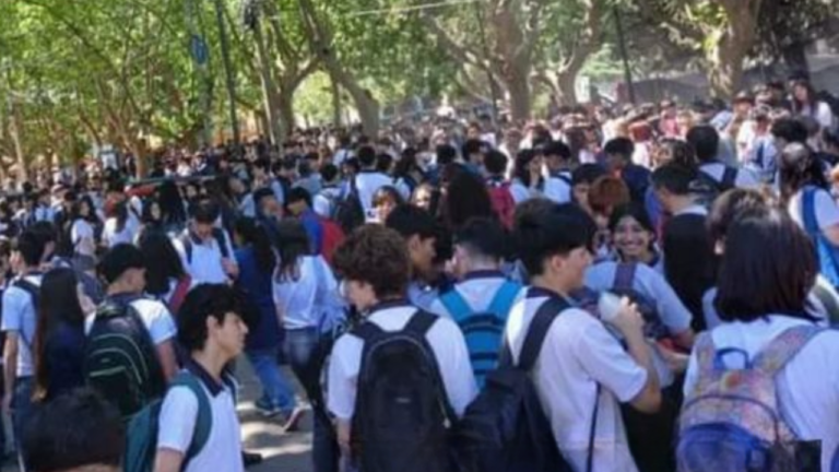 Amenaza de bomba en Florencio Varela: fueron los alumnos ‘bromeando’