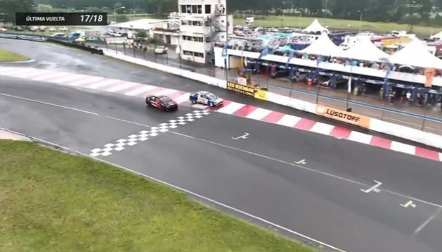 Urcera ganó una carrera para el infarto en el Turismo Nacional, pero fue descalificado