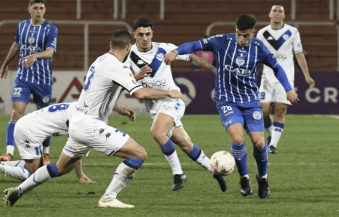 Vélez no logró pasar del empate ante Godoy Cruz para desprenderse en lo alto de la Liga Profesional