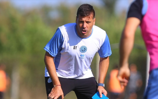 Juan Cruz Real dejó de ser el DT de Belgrano tras la caída frente a Independiente Rivadavia de Mendoza