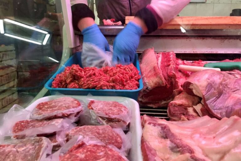 El consumo de carne vacuna cayó al nivel más bajo en décadas