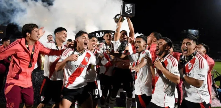 River se impuso en los penales ante Vélez y se quedó con el Trofeo de Campeones de Reserva 2024