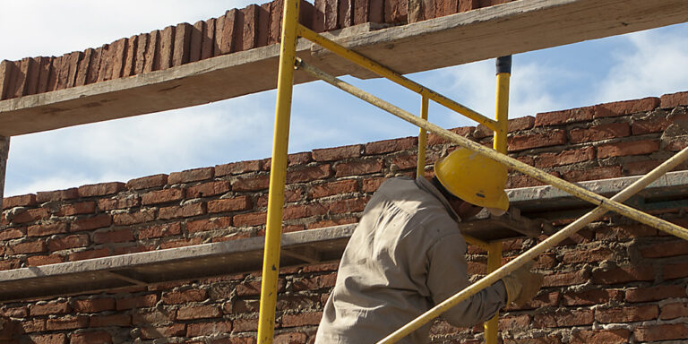 91,4% de inflación en la construcción y una crisis sin precedentes