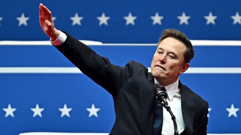 Musk y un polémico saludo, con defensa de Javier Milei