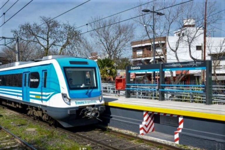 Un hombre se quitó la vida en las vías del tren en Ezpeleta: hubo demoras en el servicio