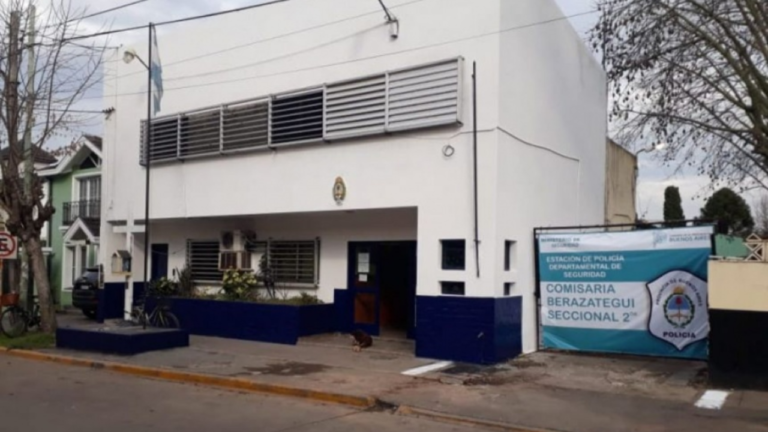 Detenido por acercarse a su madre