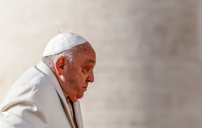 La enfermedad que padece el papa Francisco estos dias