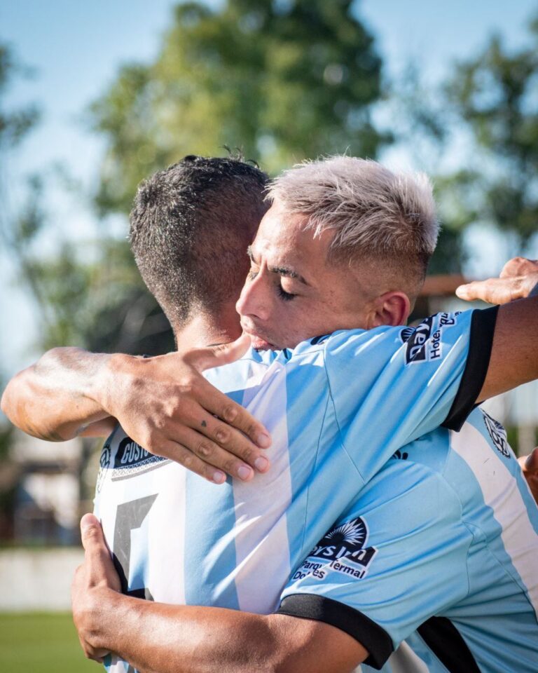 Argentino de Quilmes logró una valiosa victoria ante Dock Sud