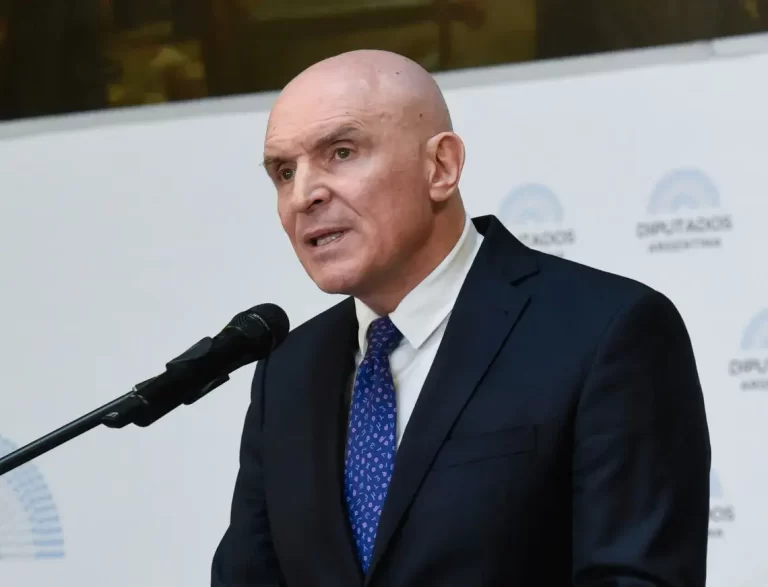 $Libra V2: Espert promocionó una cripto, la borró y dijo que no era él