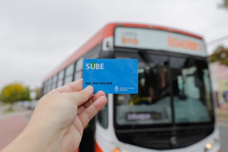 El 1° de mayo aumentan los colectivos en Ciudad y Provincia: así quedan las tarifas