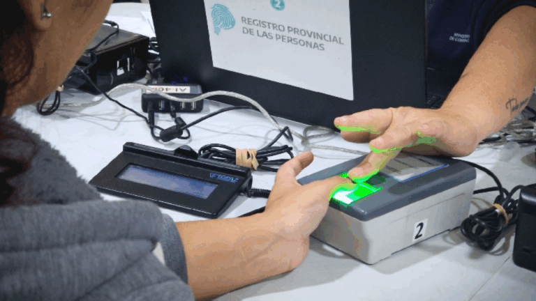 Operativos gratuitos de documentación en Berazategui