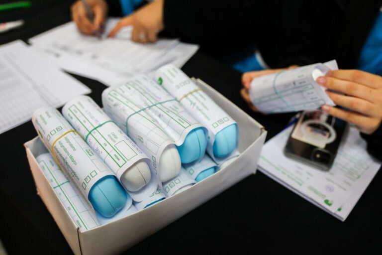 El Municipio de Lanús y la Fundación Banco Provincia llevaron a cabo un operativo de Salud Visual