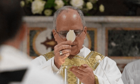 El Papa León XIV pide “que callen las armas” y se ofrece como mediador por la paz