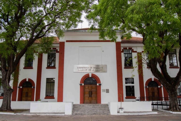 Adorni confirmó un nuevo recorte en Derechos Humanos