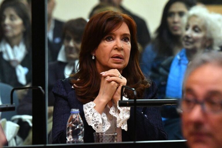 La defensa de Cristina Kirchner acudió a la Corte Penal Internacional y a la CIDH