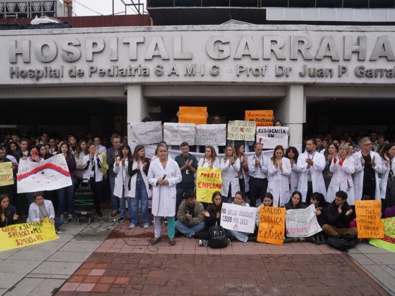 Nuevo paro en el Garrahan: reclaman una recomposición salarial urgente