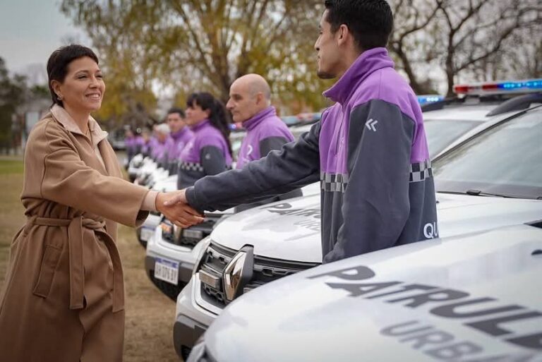 Mayra Mendoza presentó 30 nuevas patrullas urbanas para la seguridad de Quilmes