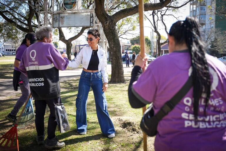 MAYRA MENDOZA RECORRIÓ UN OPERATIVO DE SERVICIOS PÚBLICOS EN QUILMES OESTE