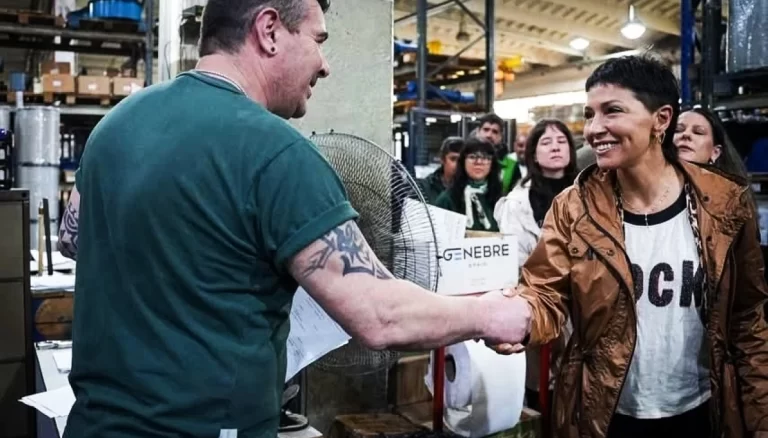 MAYRA MENDOZA Y CECILIA SOLER RECORRIERON LA EMPRESA REPICKY S.A. EN QUILMES