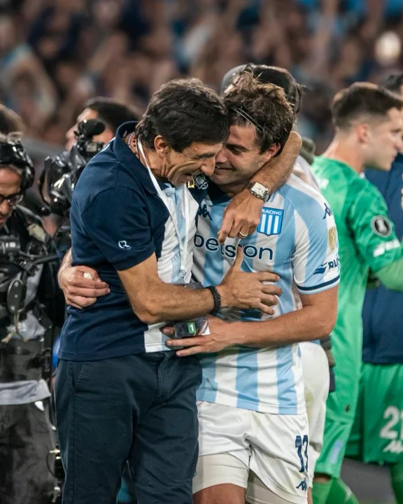 RACING ELIMINÓ A VÉLEZ Y ESTÁ EN SEMIFINALES DE LA COPA LIBERTADORES